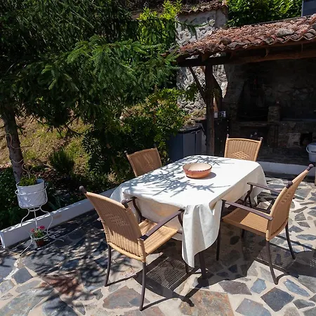 Magnolias Bed & Breakfast Lousã