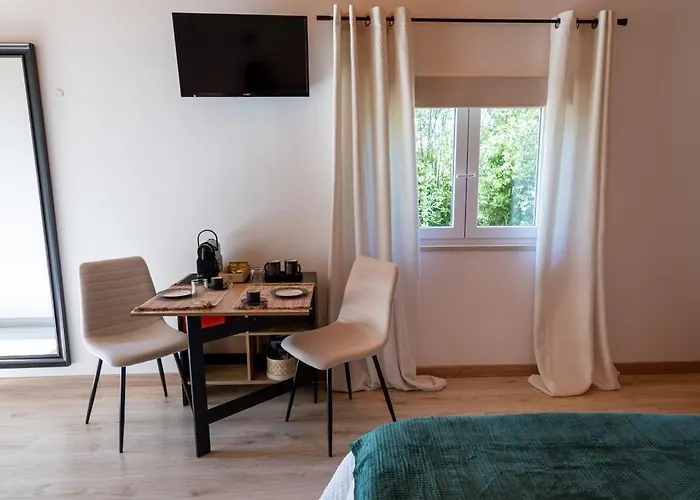 Magnolias Alojamento de Acomodação e Pequeno-almoço 4*